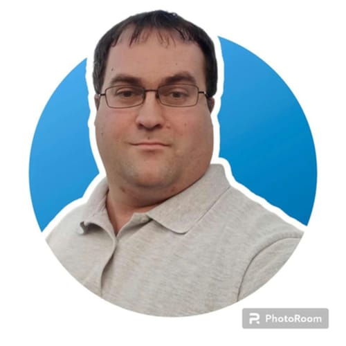 Headshot of Michael Riley, LPC