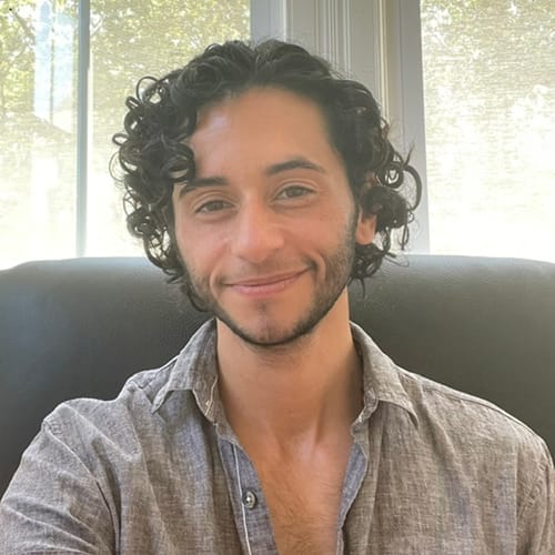 Headshot of Brillion Adams, LCSW