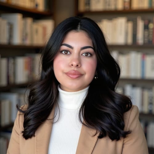 Headshot of Saila Javed, LCSW