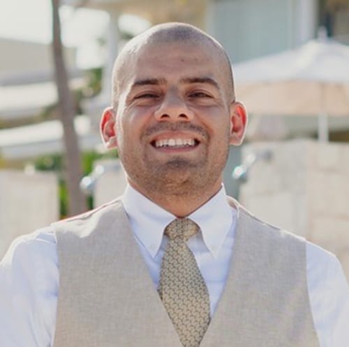 Headshot of Guillermo Diaz, APN
