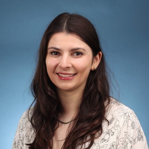 Headshot of Milana Davydova, LMHC