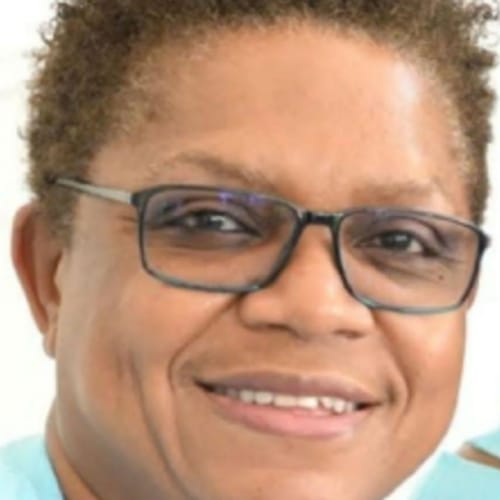 Headshot of Julia Collman-Barnes, LPC