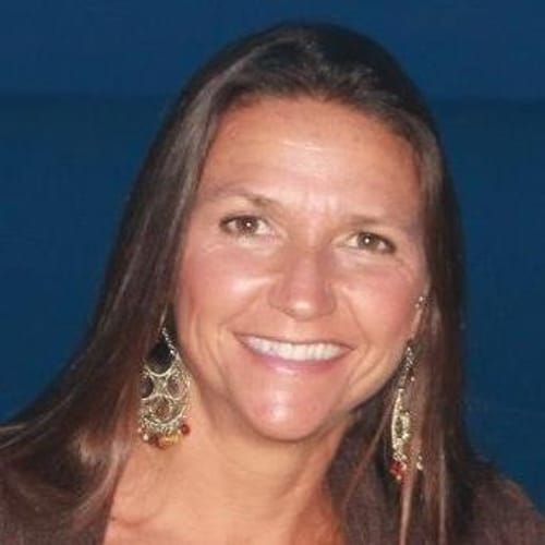 Headshot of Shannon Raday, LPC