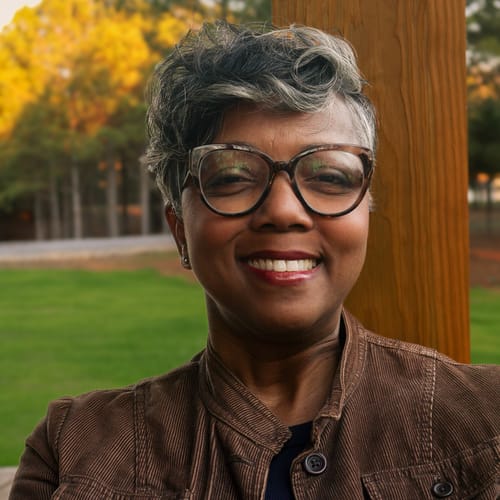 Headshot of Catrece Hoult, LICSW