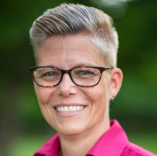 Headshot of Yvonne Hoffchen, LPC