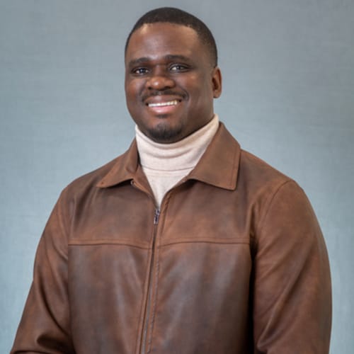 Headshot of Opeyemi Onasanya, LPC