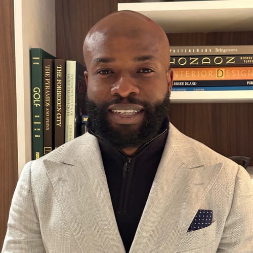 Headshot of Uzoma Ebisike, APN