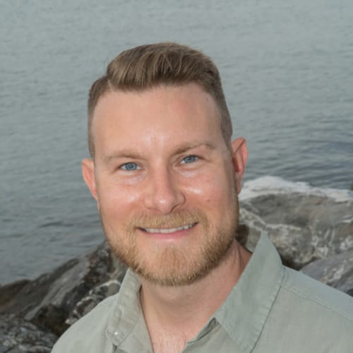 Headshot of Bradley Dixon, LCSW