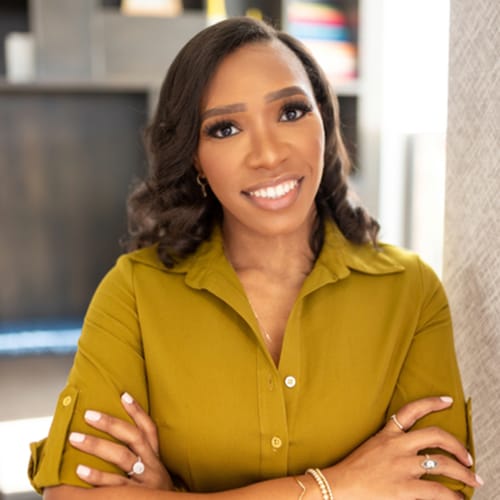 Headshot of Annie Bond-Richardson, LPC
