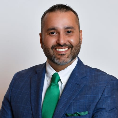 Headshot of Elisamuel Martinez, LICENSED_PSYCHOLOGIST