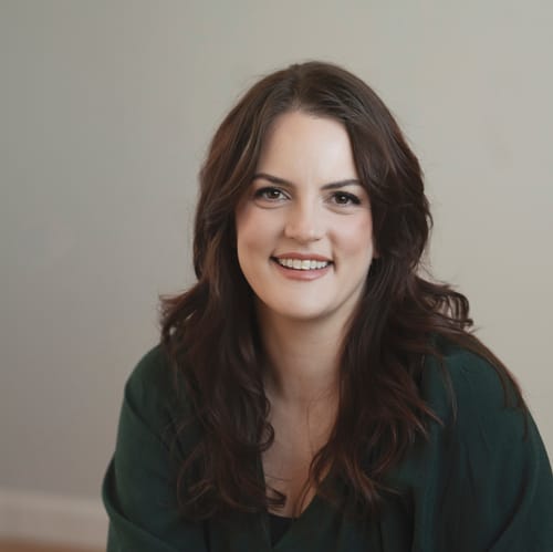 Headshot of Lisa Mackey, LMFT