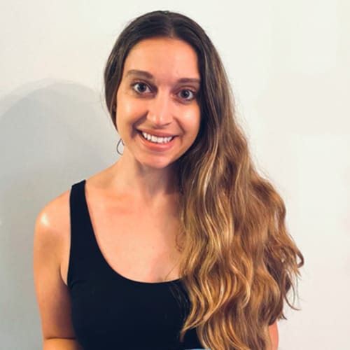 Headshot of Laura Bitten, LPC
