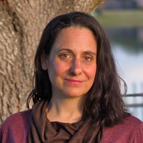 Headshot of Suzanne McEndree, CSW_PIP