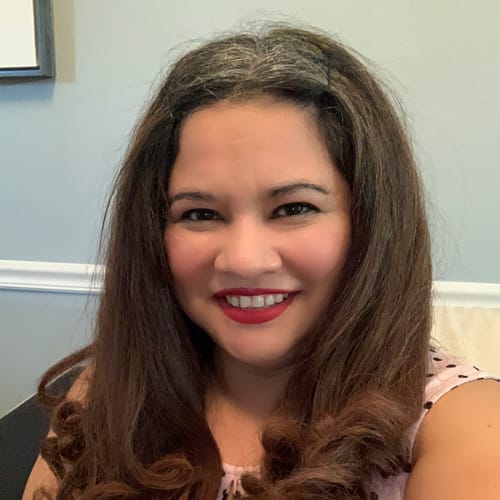 Headshot of Delmy Barahona, LPC