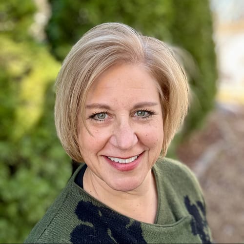 Headshot of Jean Zajdel, LCMHC