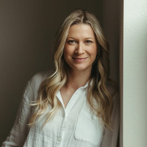 Headshot of Maggie Knepp, LPC