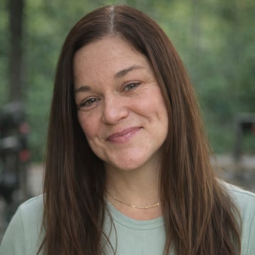 Headshot of Karen Meagher, LMFT