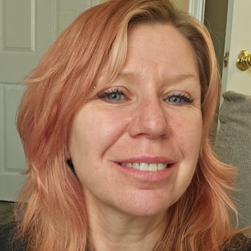Headshot of Sharon Straub, LCSW