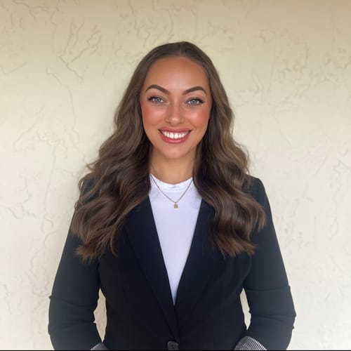 Headshot of Briana Dellamura, LPC