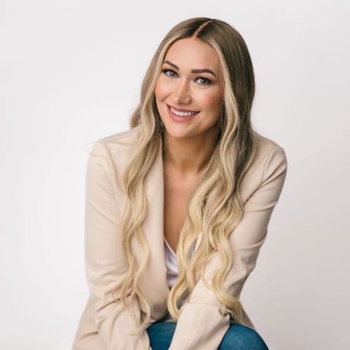 Headshot of Emily Rodriguez, LMFT