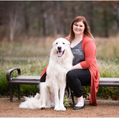 Headshot of Erin Groeteke, LPC