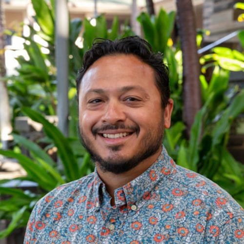 Headshot of Bennett Valencia, LCSW