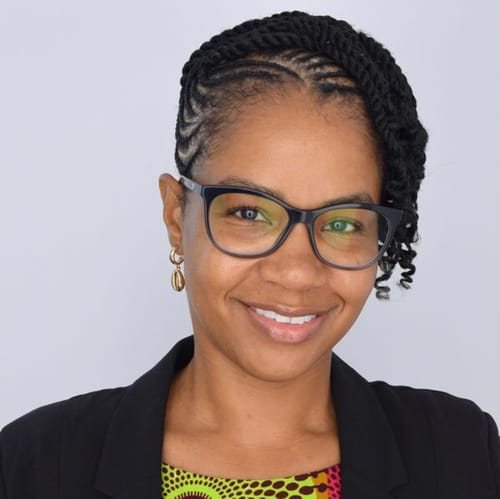 Headshot of Shanae Stover, LCSW