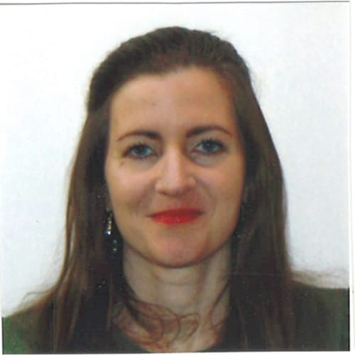 Headshot of Colleen Bernhardt, LMFT
