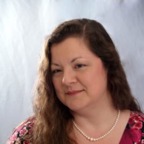 Headshot of Lynn Albin, LMHC