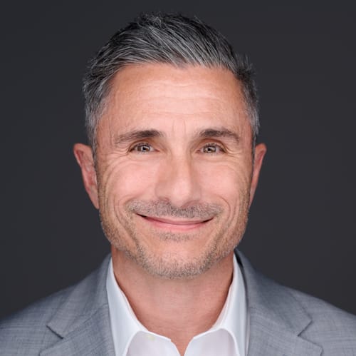 Headshot of Eric Foti, LMFT