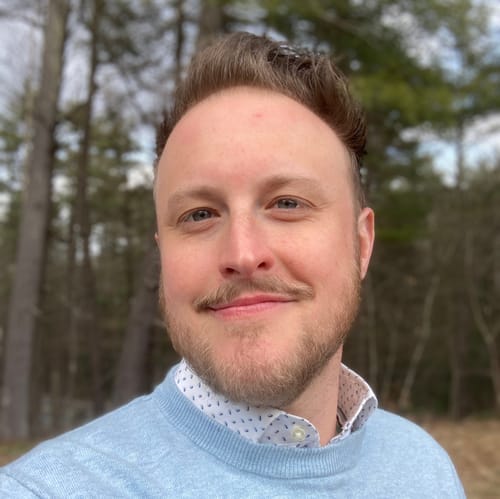 Headshot of Andrew Sackett-Taylor, APRN