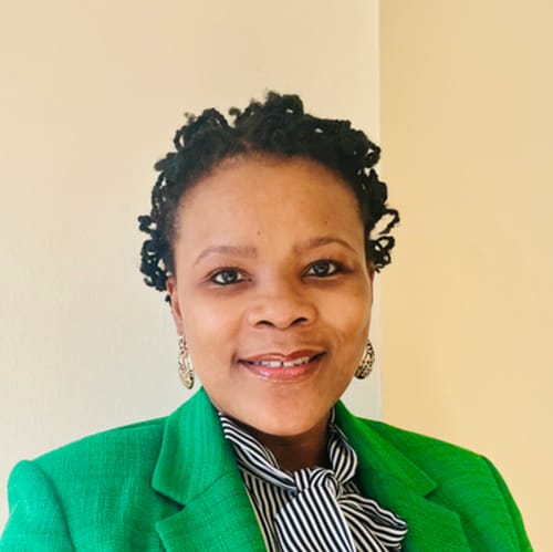 Headshot of Shuwanda Hudson, LCPC