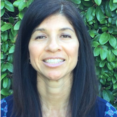 Headshot of Stephanie Acevedo-Moran, LMFT
