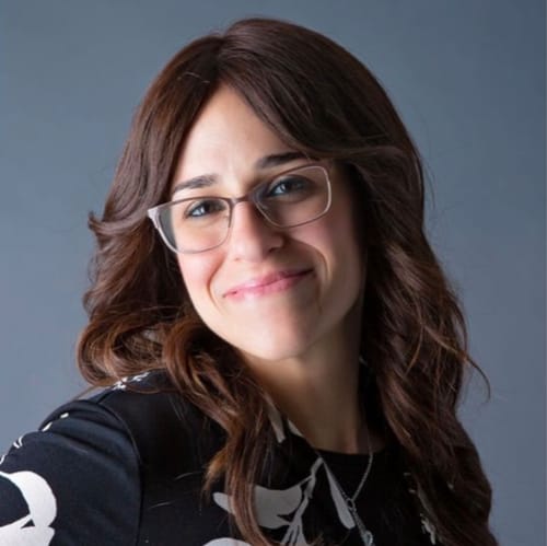 Headshot of Sheera Davis, LCSW