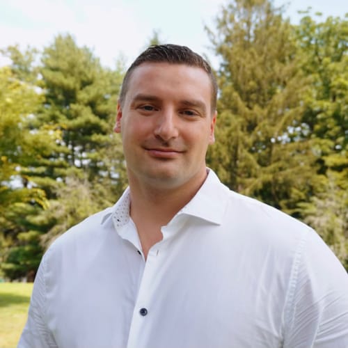 Headshot of Michael Vitro, LICENSED_PSYCHOLOGIST
