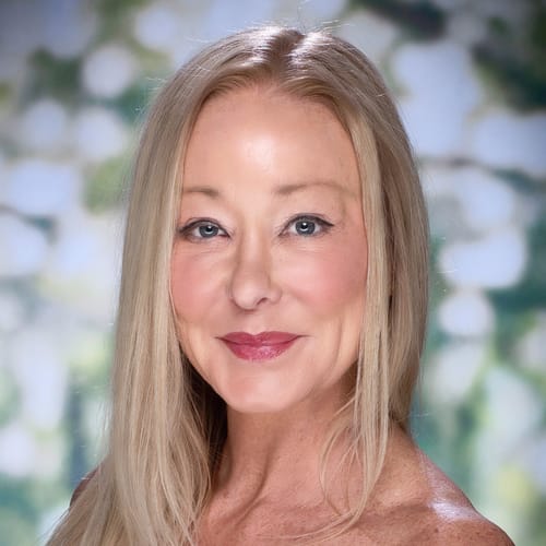 Headshot of Angela Stutz, APRN