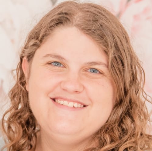 Headshot of Danielle Fine, LCSW