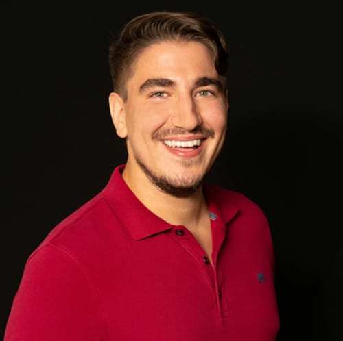 Headshot of Eric Spindelman, LMHC