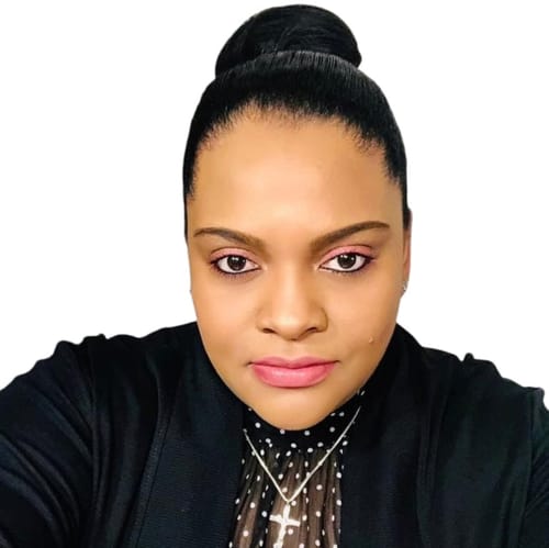 Headshot of Nisha Antoine, LMHC