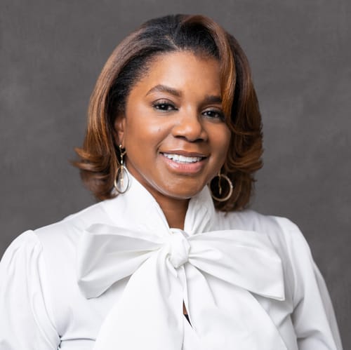 Headshot of La Tosha Lymon, LPC