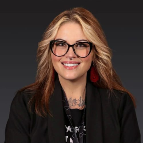 Headshot of Sahndra Yager, LPC