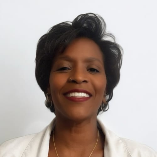 Headshot of Lisa Brown, APN