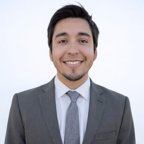 Headshot of Matthew Tapia, LMFT