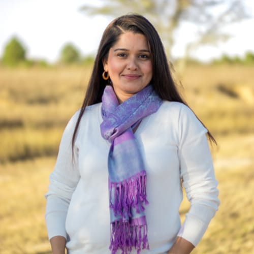 Headshot of Sneha Nayar-Bhalerao, LPC
