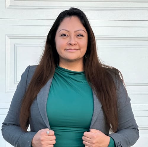 Headshot of Nalleli Garrido, NP