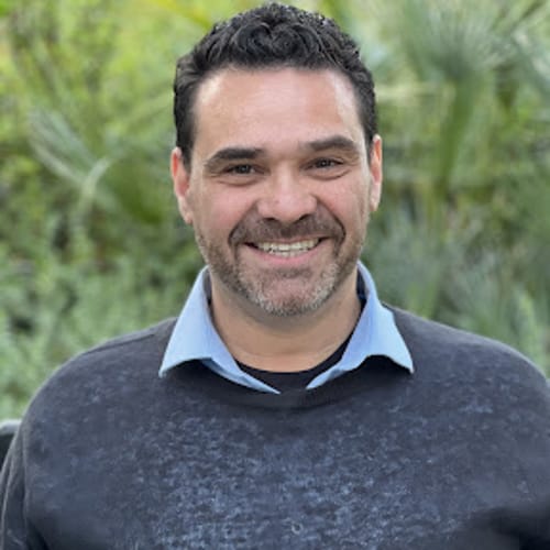 Headshot of Jorge Martin, LMFT