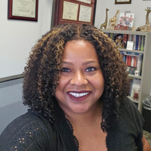 Headshot of Lenora Burney, LICENSED_PSYCHOLOGIST