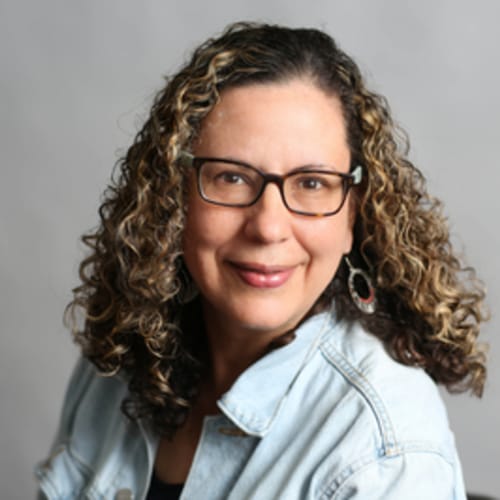 Headshot of Annette Lopez, LCSW
