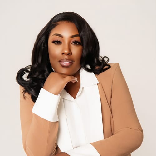 Headshot of Felicia Walker-Williams, LCSW