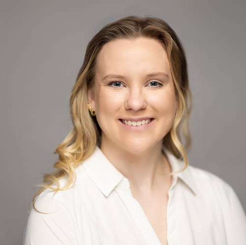 Headshot of Abigail Andrews, LMHC